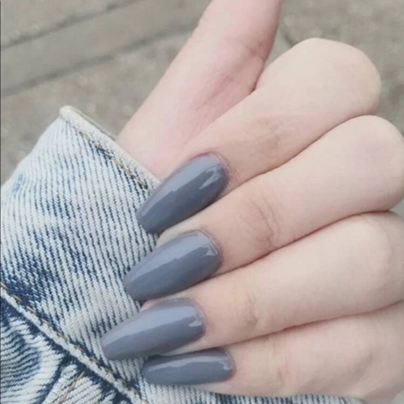 3/$13 Bluish Grey Nails - Picture 1 of 2